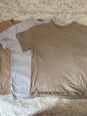 H&M Basic T-Shirts